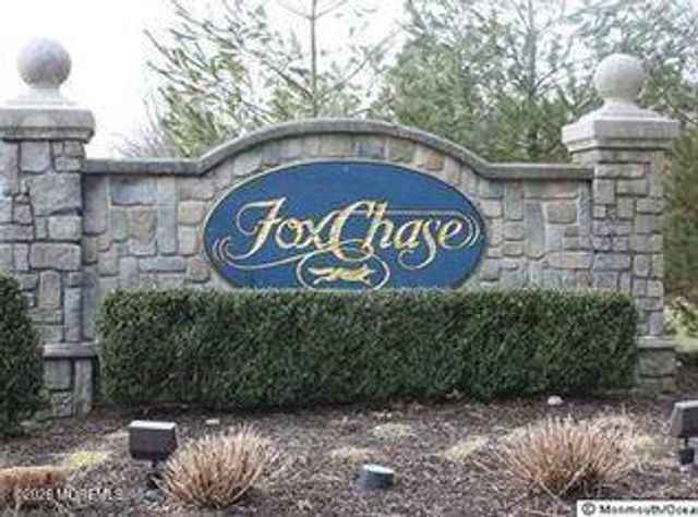12 Hackamore Court, Tinton Falls, NJ 07753