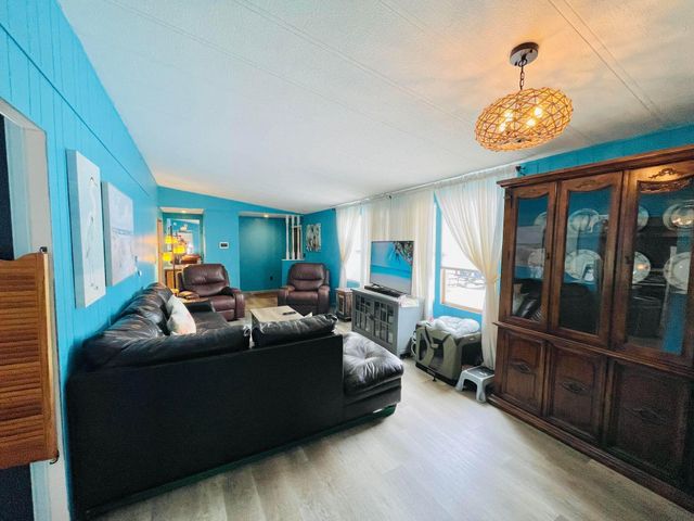 2301 SE 33rd Street, Okeechobee, FL 34974