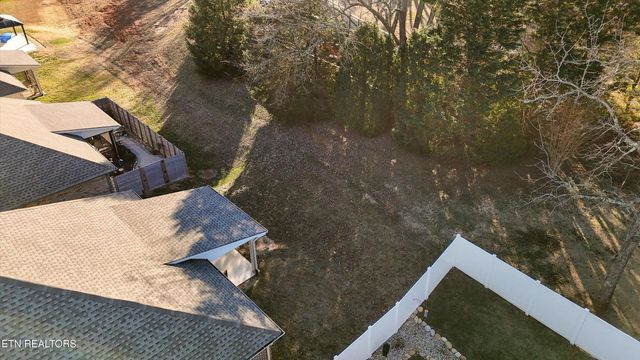 258 Sand Hills Drive, Maryville, TN 37801