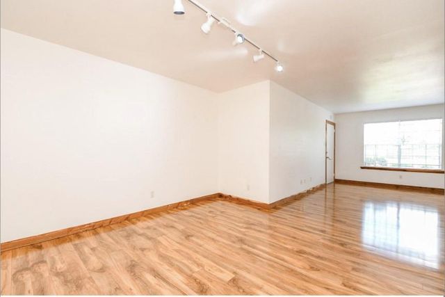 7233 Beechnut Street A, Houston, TX 77074