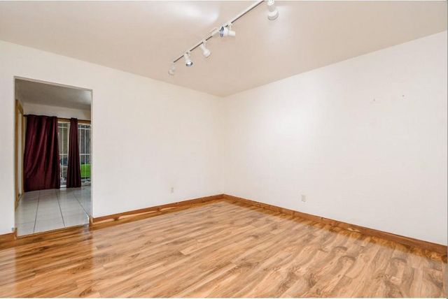7233 Beechnut Street A, Houston, TX 77074