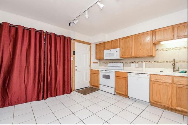 7233 Beechnut Street A, Houston, TX 77074