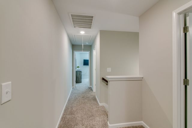 1960 Batts Ln Apt G, Clarksville, TN 37042