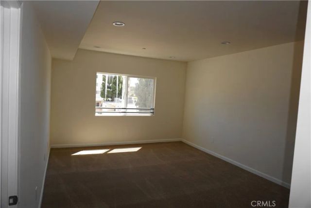 9126 Langdon Avenue 303, North Hills, CA 91343
