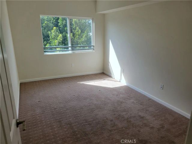 9126 Langdon Avenue 303, North Hills, CA 91343