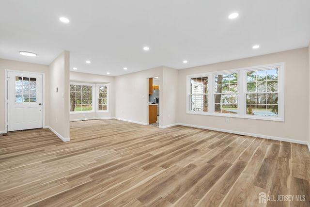 153 Concordia Circle, Monroe, NJ 08831