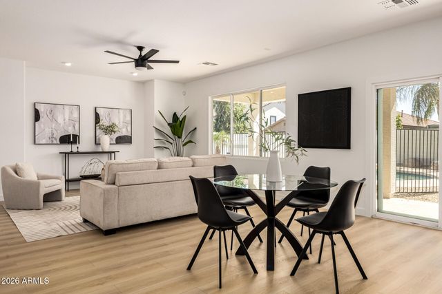 18527 W CARIBBEAN Lane, Surprise, AZ 85388