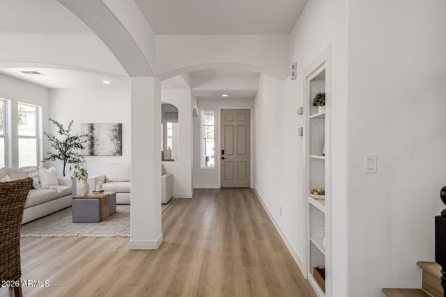 18527 W CARIBBEAN Lane, Surprise, AZ 85388