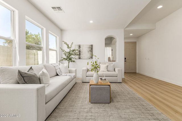 18527 W CARIBBEAN Lane, Surprise, AZ 85388