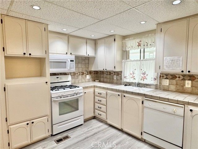 7501 Palm 114, Yucca Valley, CA 92284