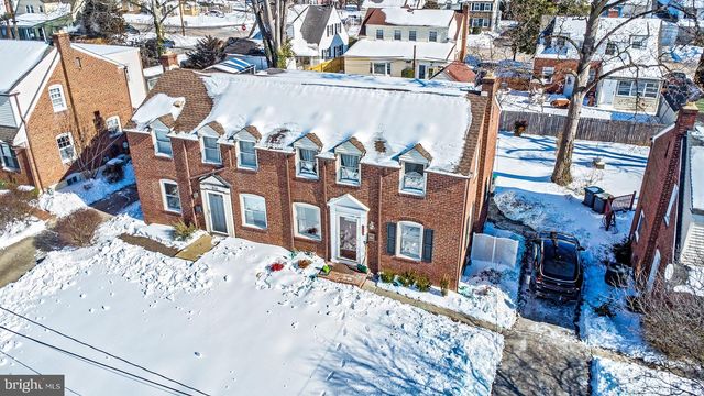 306 VILLAGE RD, Wilmington, DE 19805