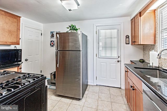 306 VILLAGE RD, Wilmington, DE 19805