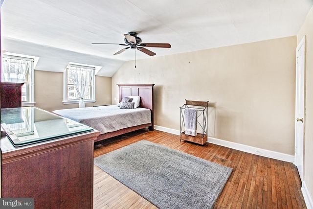 306 VILLAGE RD, Wilmington, DE 19805