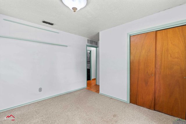 508 W Country Club Rd., Hallsville, TX 75605