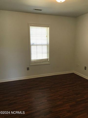 1794 Liz Lane NE, Leland, NC 28451