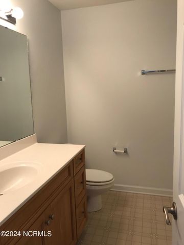 1794 Liz Lane NE, Leland, NC 28451