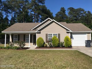 1794 Liz Lane NE, Leland, NC 28451