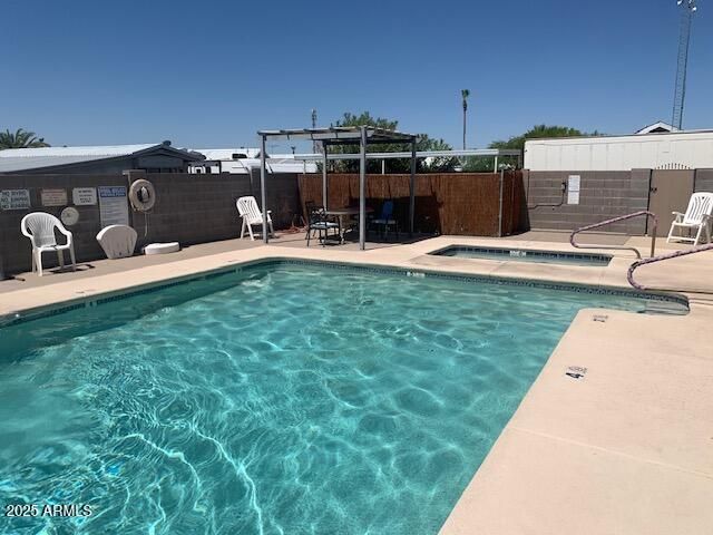 401 E PUEBLO DEL SOL -- 1, Florence, AZ 85132