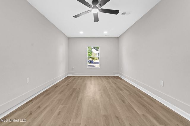 3305 W Tulane Road, Horn Lake, MS 38637