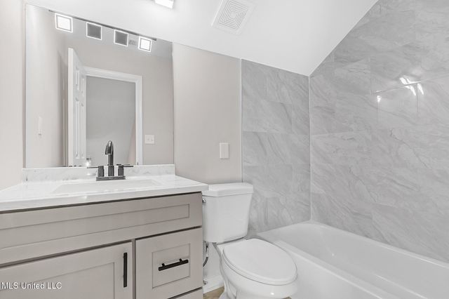 3305 W Tulane Road, Horn Lake, MS 38637