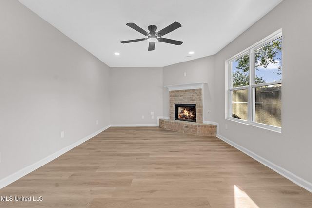 3305 W Tulane Road, Horn Lake, MS 38637