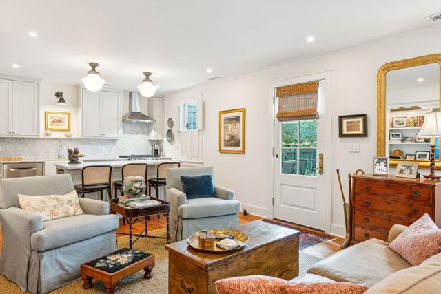 26 Mary Street, Charleston, SC 29403