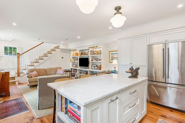 26 Mary Street, Charleston, SC 29403