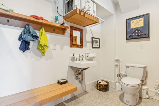 26 Mary Street, Charleston, SC 29403