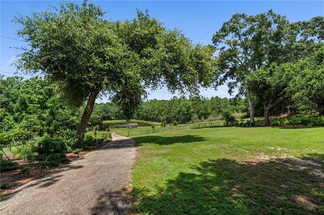 5482 Leytham Road, Theodore, AL 36582