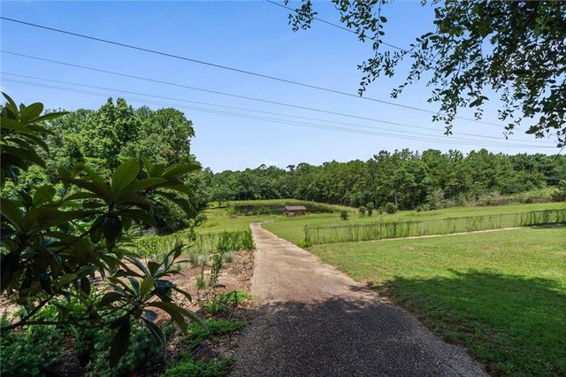 5482 Leytham Road, Theodore, AL 36582