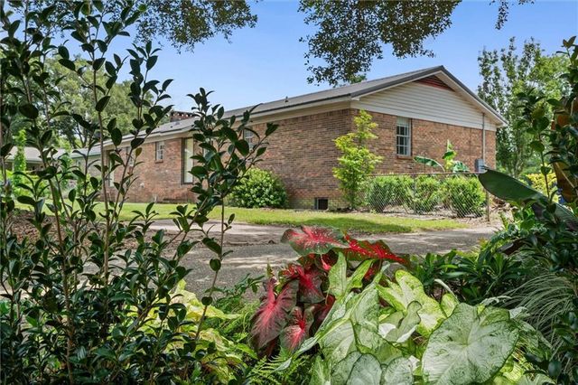 5482 Leytham Road, Theodore, AL 36582