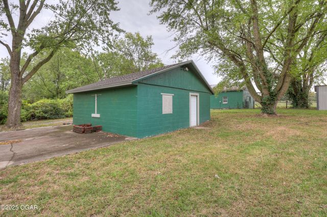 5338 W Junge Boulevard, Joplin, MO 64801