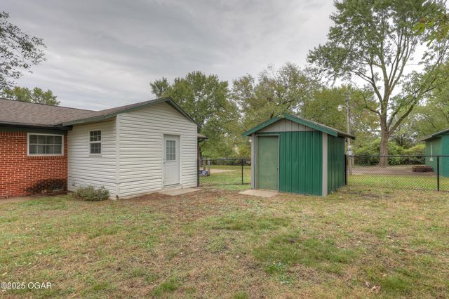 5338 W Junge Boulevard, Joplin, MO 64801