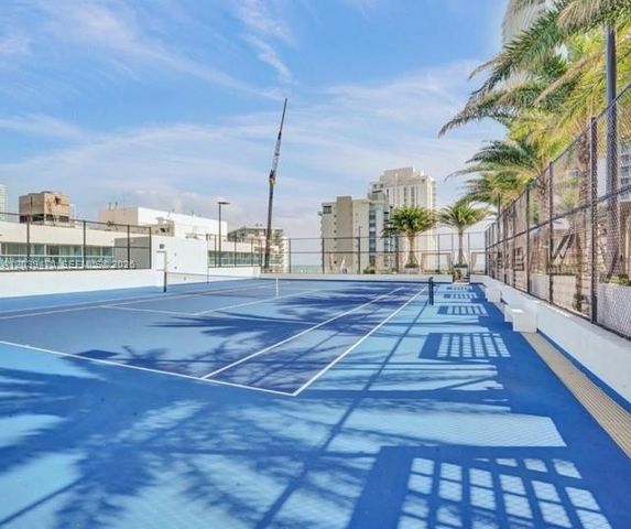 4010 S Ocean Drive R1206, Hollywood, FL 33019