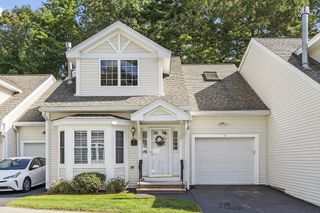 7 Squaw Creek Dr 7, Haverhill, MA 01830