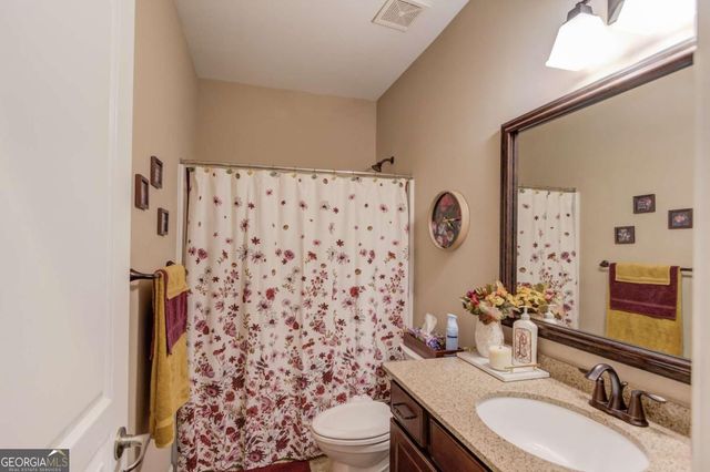 1267 Clear Stream Ridge, Auburn, GA 30011