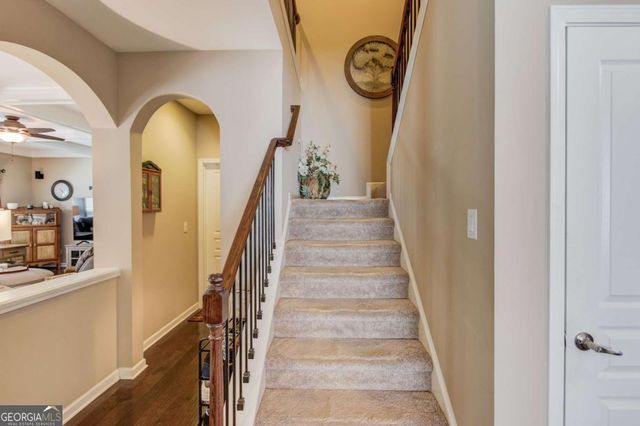 1267 Clear Stream Ridge, Auburn, GA 30011