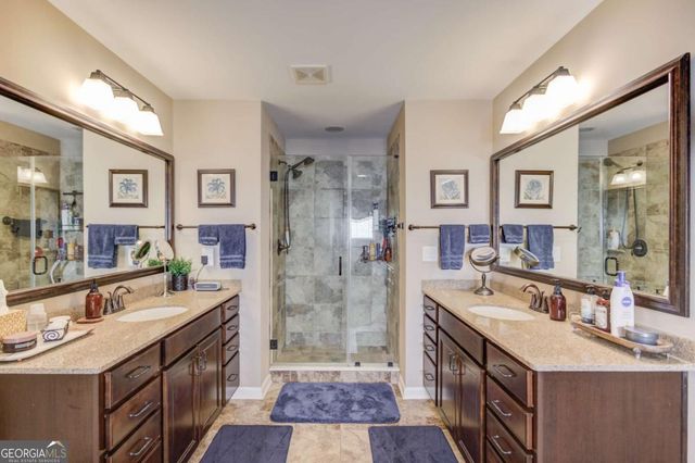 1267 Clear Stream Ridge, Auburn, GA 30011