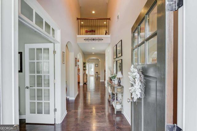 1267 Clear Stream Ridge, Auburn, GA 30011