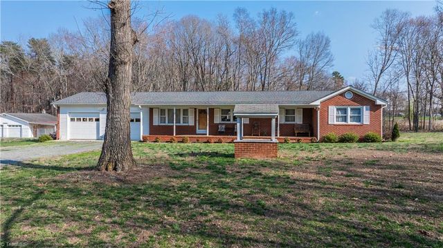 3318 N NC Highway 49, Liberty, NC 27298