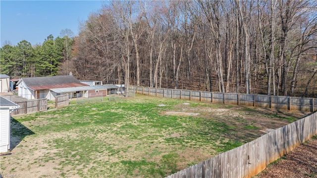 3318 N NC Highway 49, Liberty, NC 27298