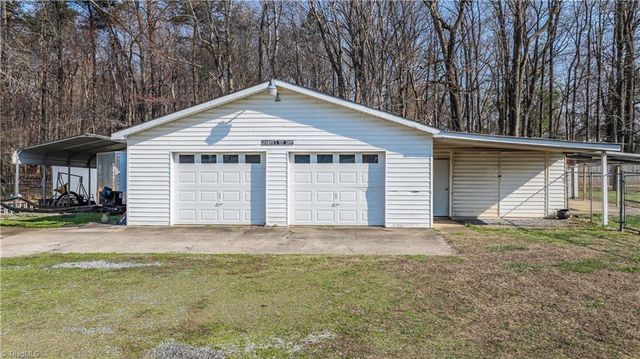 3318 N NC Highway 49, Liberty, NC 27298