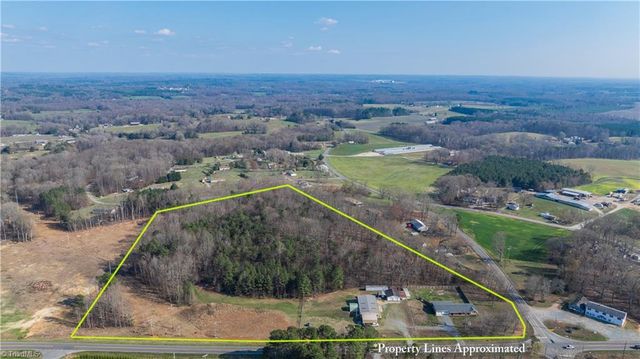 3318 N NC Highway 49, Liberty, NC 27298