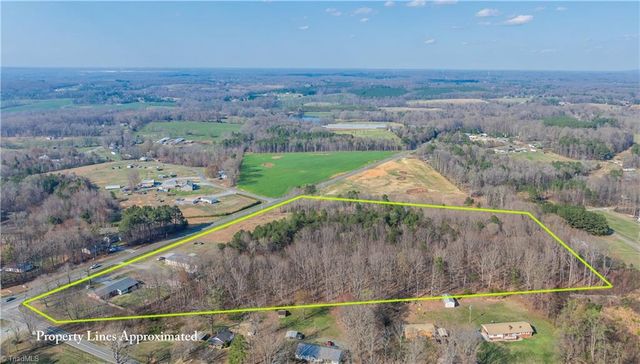 3318 N NC Highway 49, Liberty, NC 27298