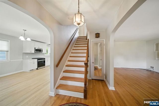 25 Forest Street, Closter, NJ 07624