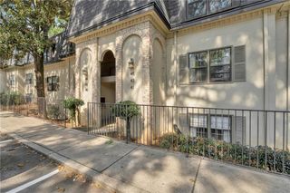 40 Chaumont NW Square, Atlanta, GA 30327