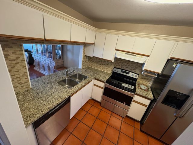 15710 E Waterside Cir 101, Sunrise, FL 33326