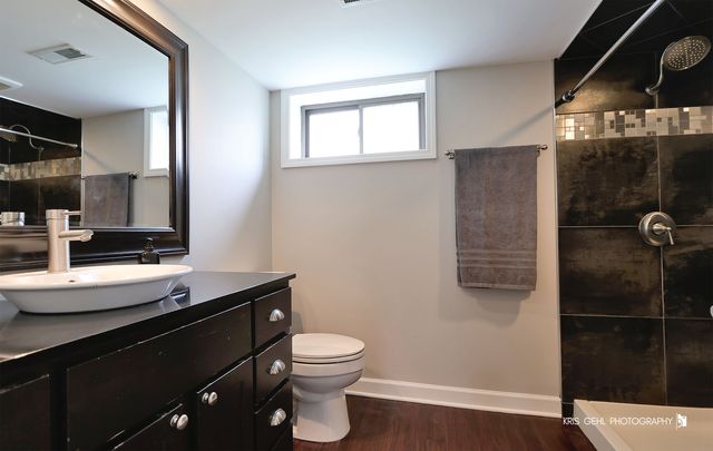 10928 S Albany Avenue S, Chicago, IL 60655