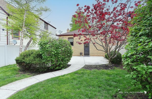 10928 S Albany Avenue S, Chicago, IL 60655