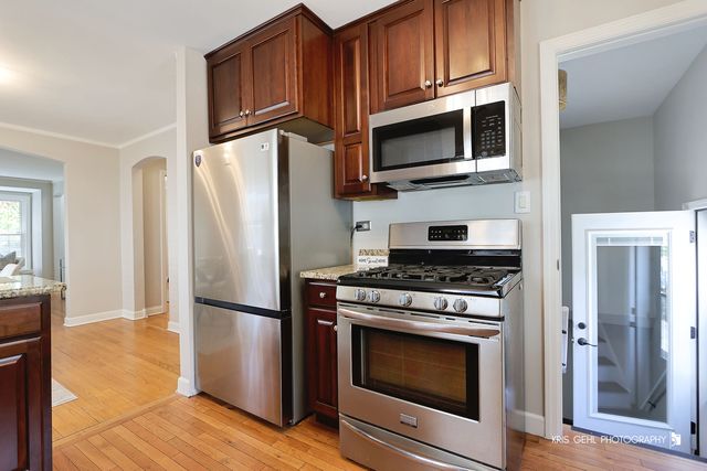 10928 S Albany Avenue S, Chicago, IL 60655